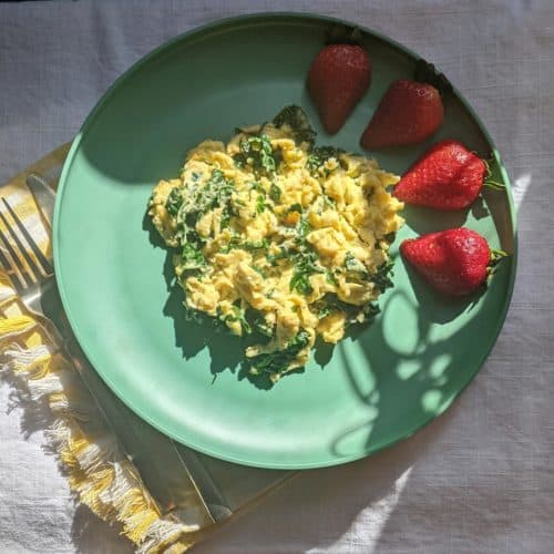 Kale Egg Scramble A Healthy Pregnancy Breakfast Pregnancy Eats