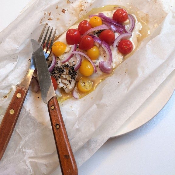 oven baked rockfish in papillote with tomatoes