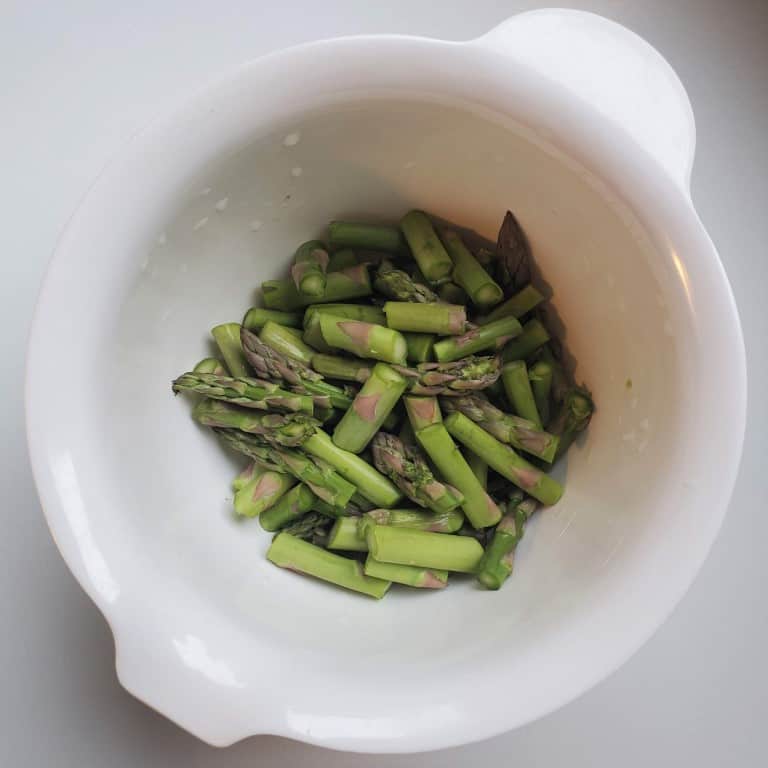 Asparagus-in-Bowl-for-Recipe
