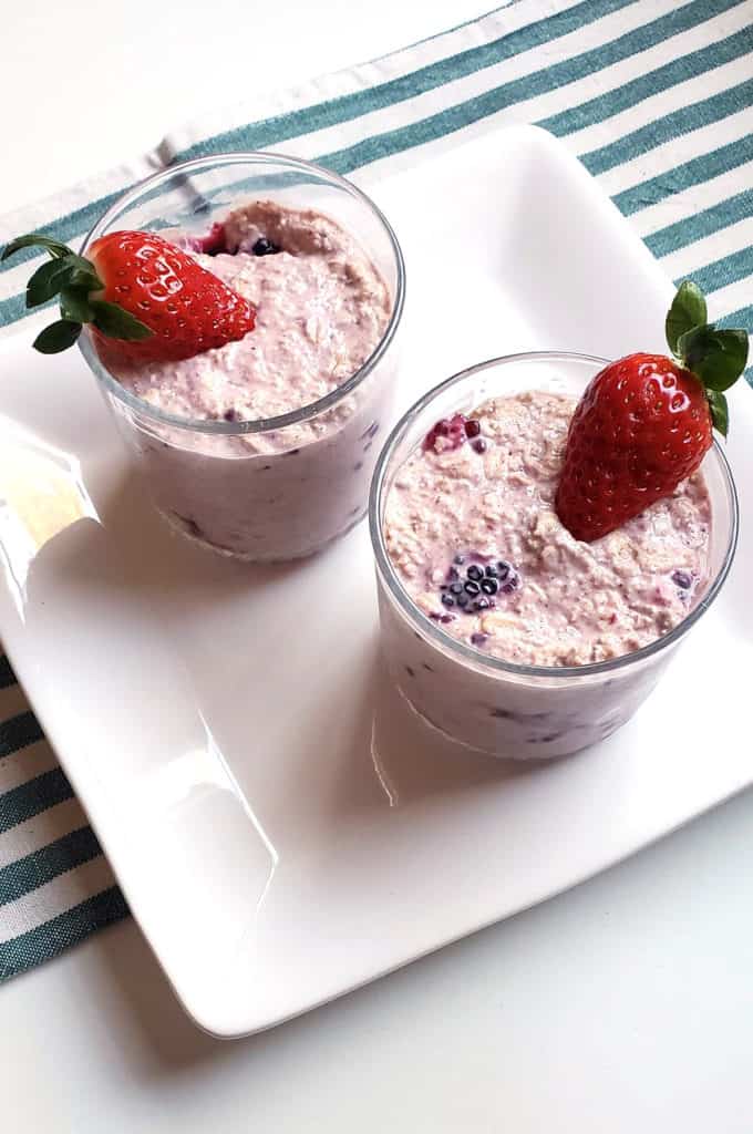 Overnight Oats with Frozen Fruit in Mason Jars