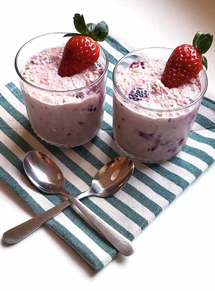 Overnight Oats with Frozen Fruit in Mason Jars