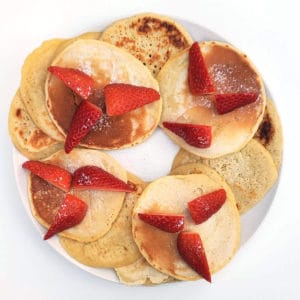 Finished-Plate-Oat-Milk-Pancakes-with-Strawberries