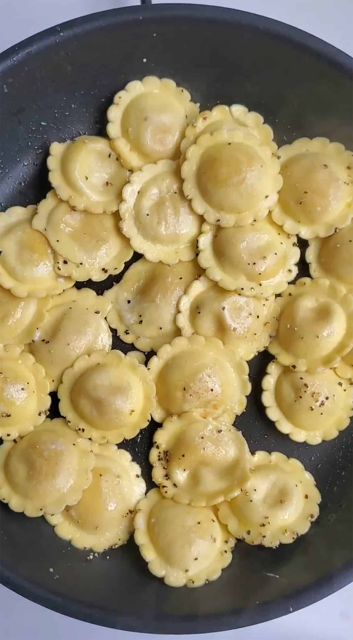 How to Make Cacio E Pepe Ravioli in Frying Pan